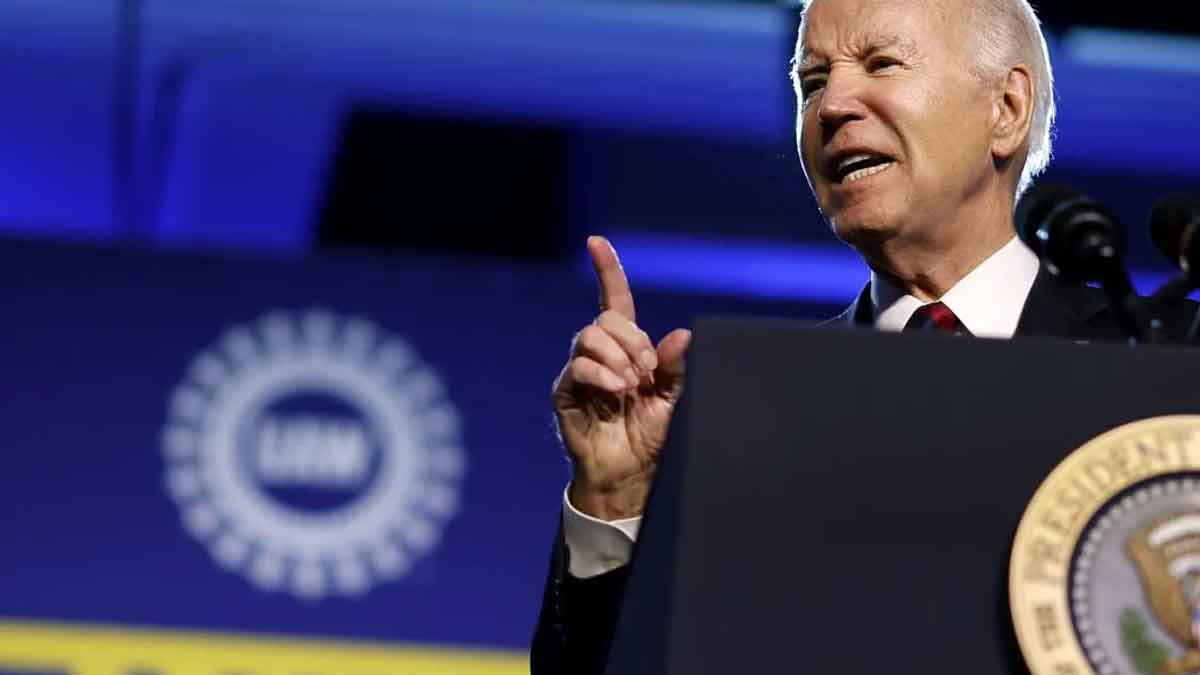 Biden members of the United Auto Workers