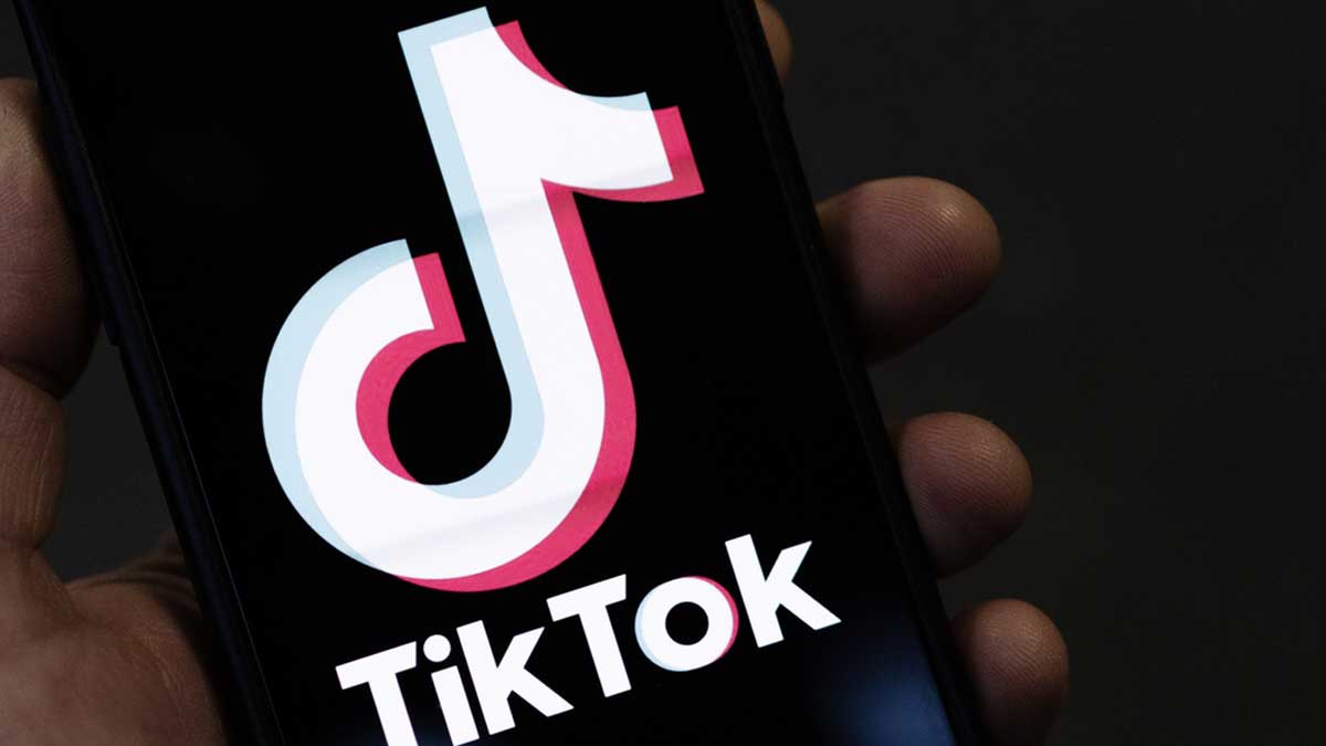 TikTok's Photo Sharing Targets Instagram