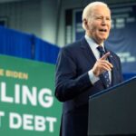 Biden : cancelling student debt