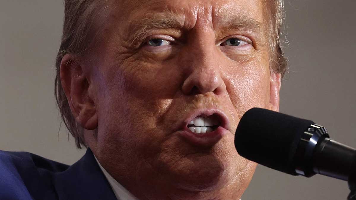 Trump Holds Campaign Rally in Green Bay, Wisconsin