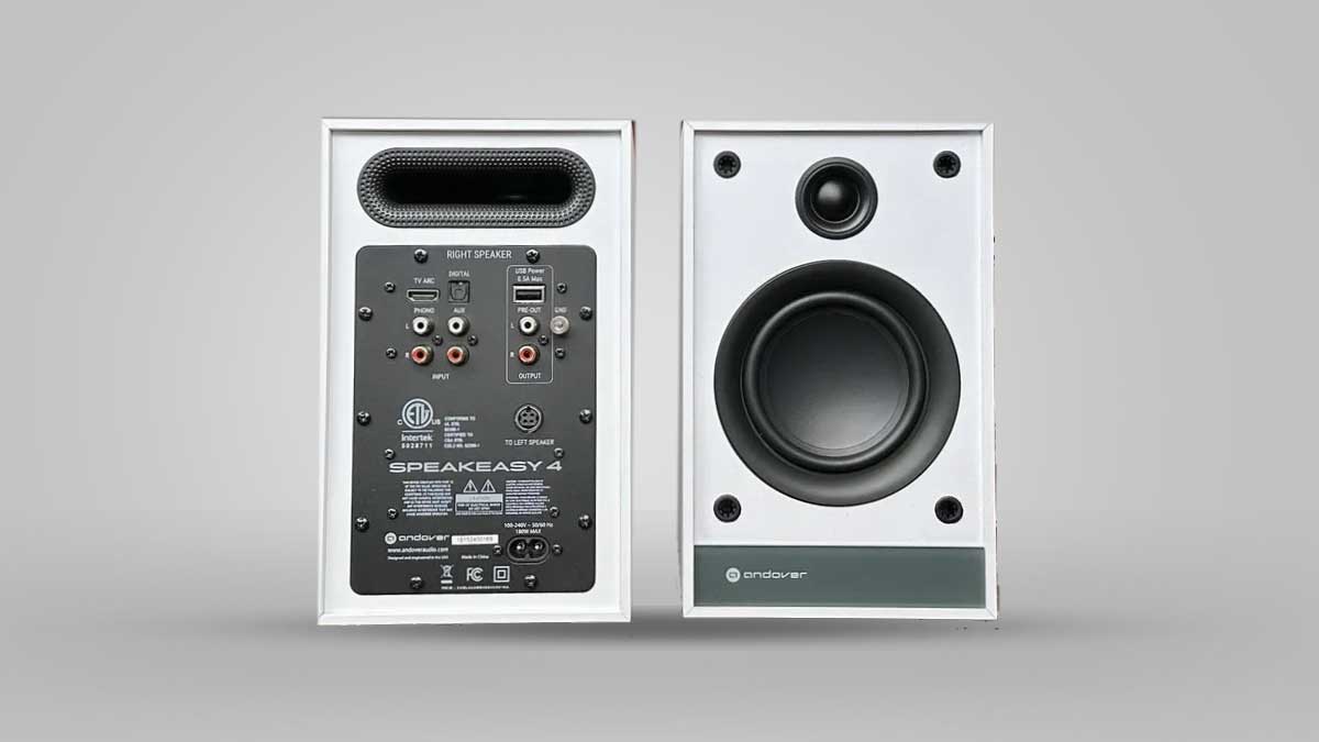 Speakeasy 4 speakers with and with grill