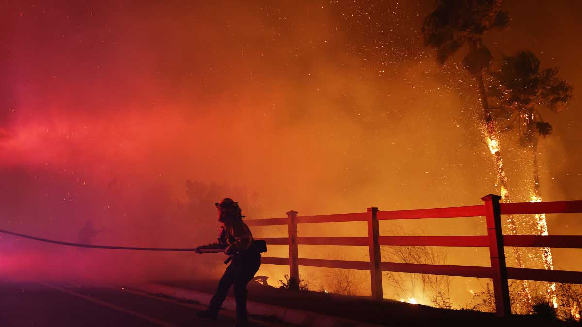 Franklin Fire Spreads 5 Miles North of Malibu