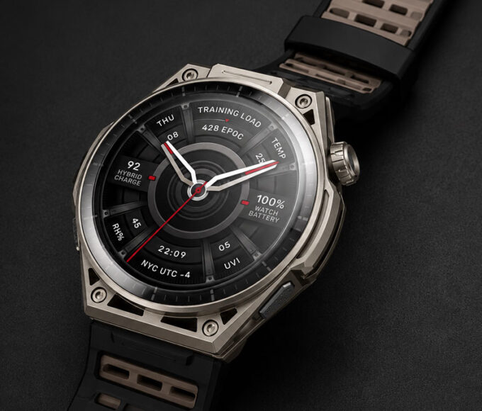 Amazfit Balance Ultra smartwatch display and design