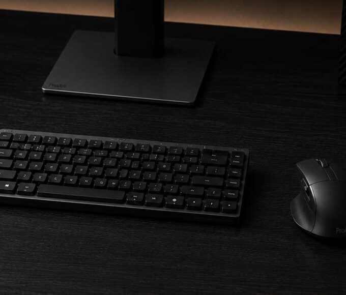 ASUS ProArt keyboard and wireless mouse