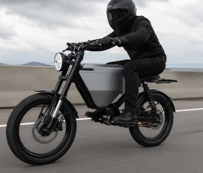 ONYX RCR 80V electric bike on road