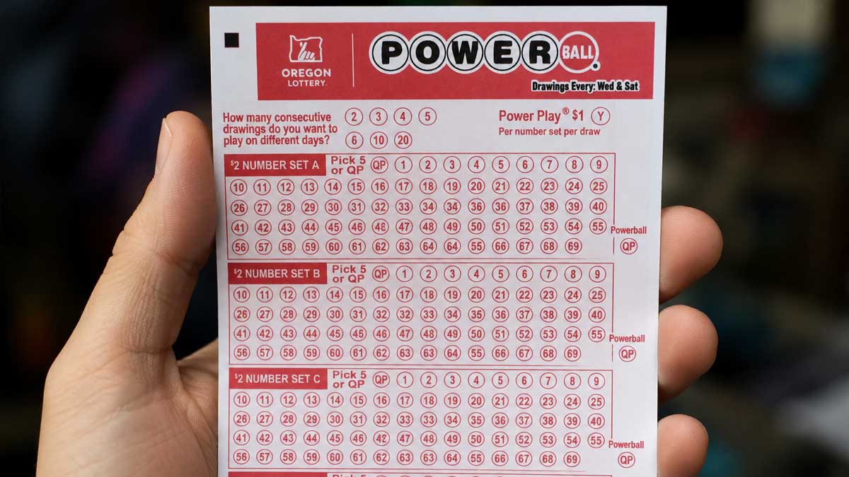 Powerball jackpot reaches $856 million before Saturday draw