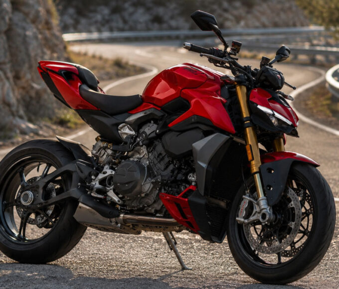 Ducati Streetfighter V2