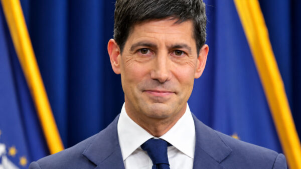 Warsh Holds Fed News Conference